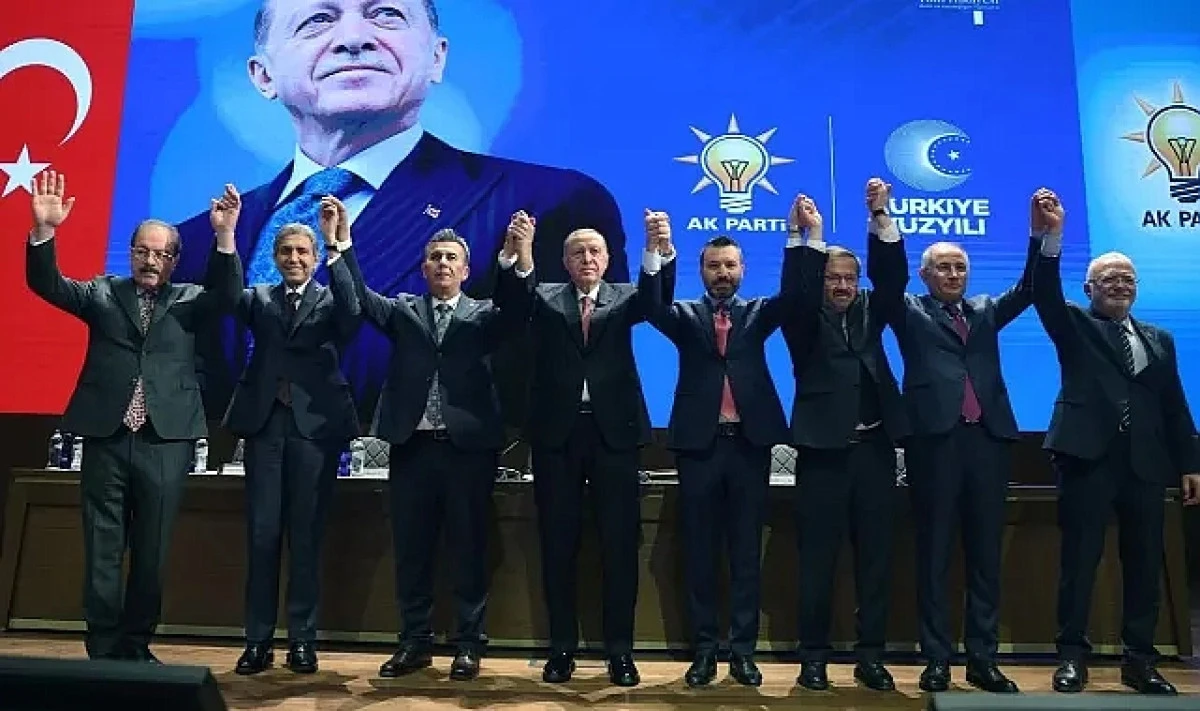 4 Yeni Belediye Başkanı AK Parti'ye Katıldı