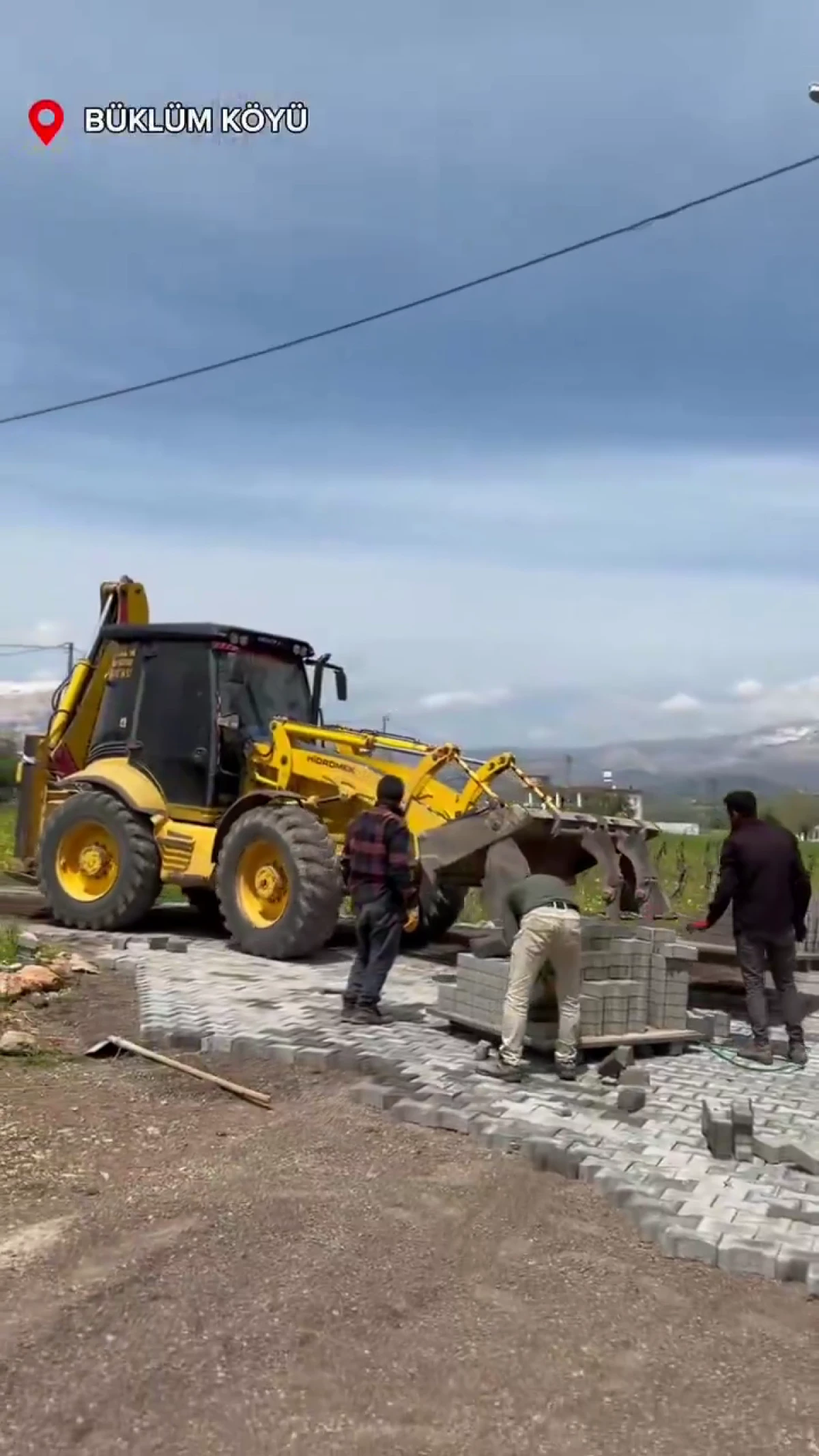 Adıyaman İl &Ouml;zel İdaresi&rsquo;nden K&ouml;ylere Kilitli Parke Taşı Hizmeti