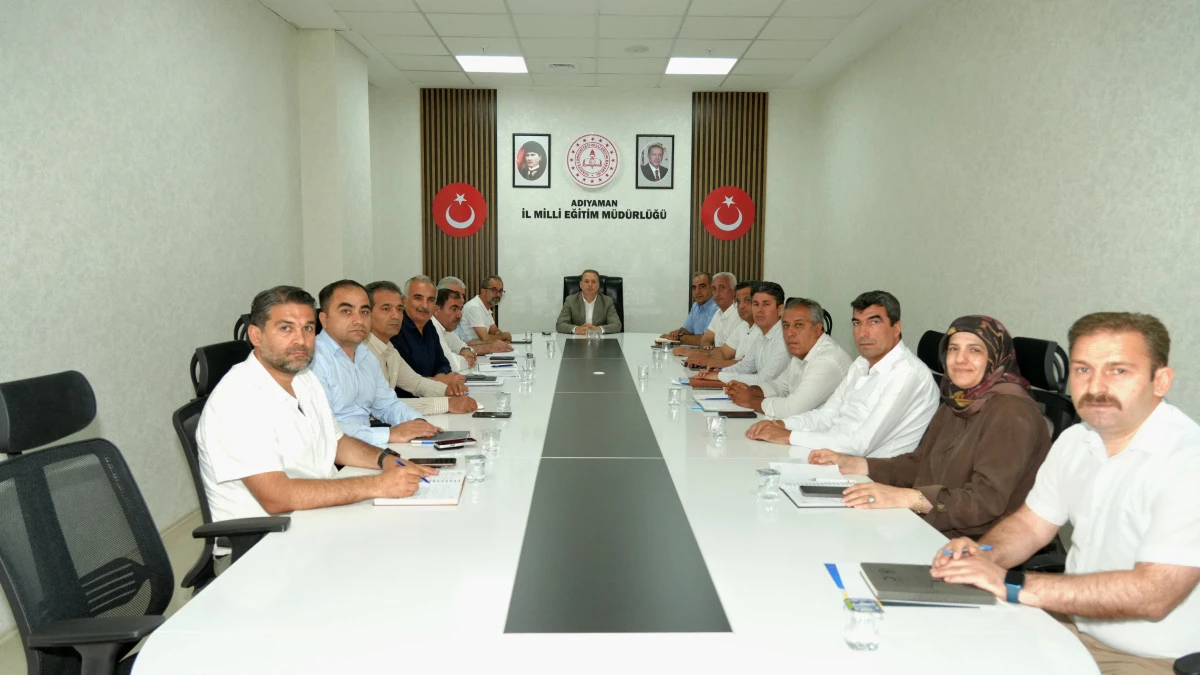Adıyaman&rsquo;da Haftalık Eğitim Değerlendirme ve Koordinasyon Toplantısı Ger&ccedil;ekleştirildi