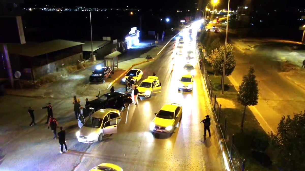 Adıyaman’da “Huzurlu Sokaklar-17” Uygulaması: Suç Unsurlarına Geçit Yok