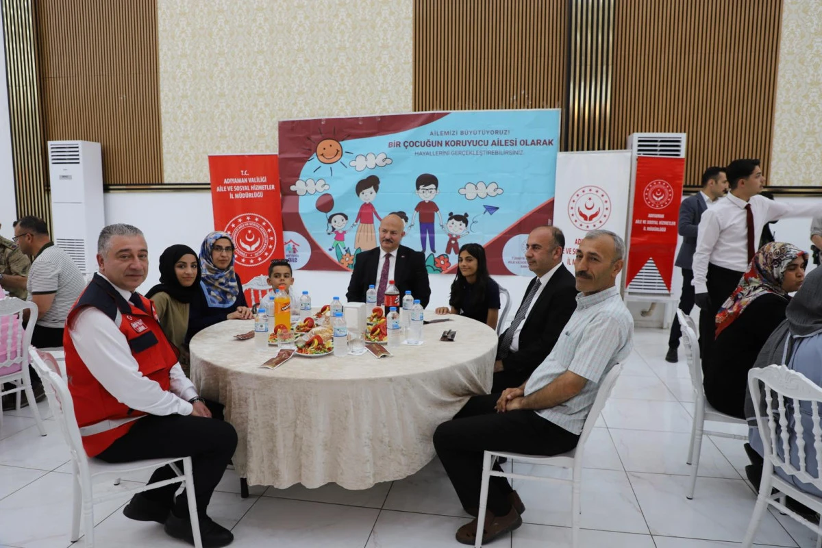 Adıyaman&rsquo;da Koruyucu Aile G&uuml;n&uuml; Programında Duygu Dolu Buluşma