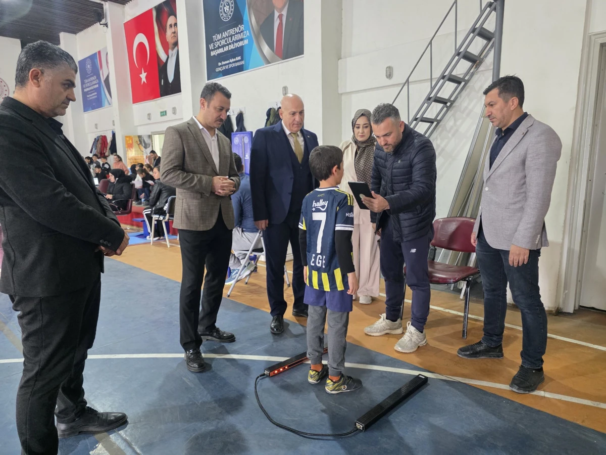 Adıyaman&rsquo;da Sportif Yetenek Taraması &Ccedil;alışmaları Yerinde İncelendi