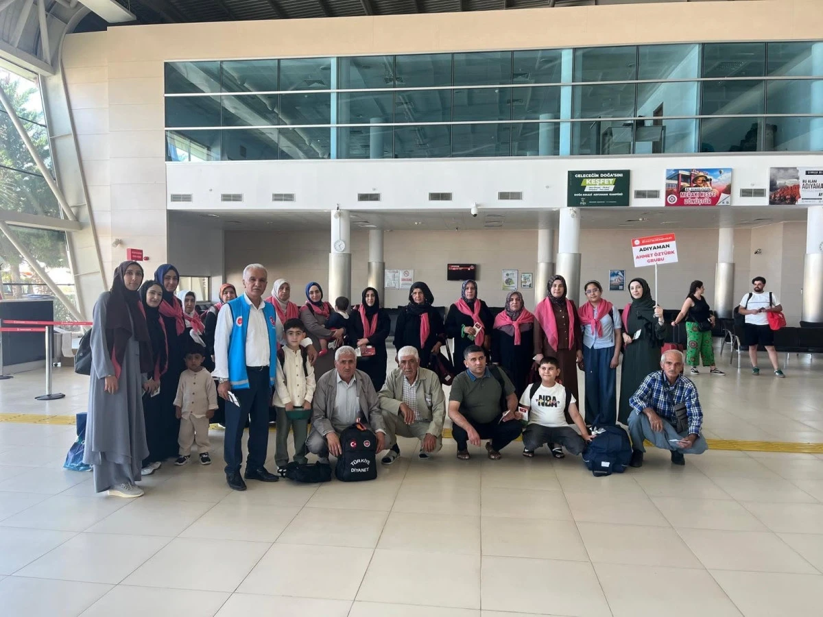 Adıyaman'dan İlk Umre Kafilesi Kutsal Topraklara Uğurlandı