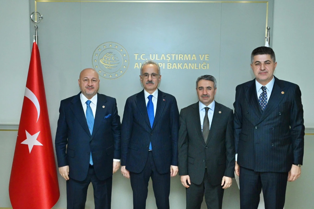 Adıyaman&rsquo;ın Ulaşım ve Altyapı G&uuml;ndemi Bakanlık Nezdinde Masaya Yatırıldı