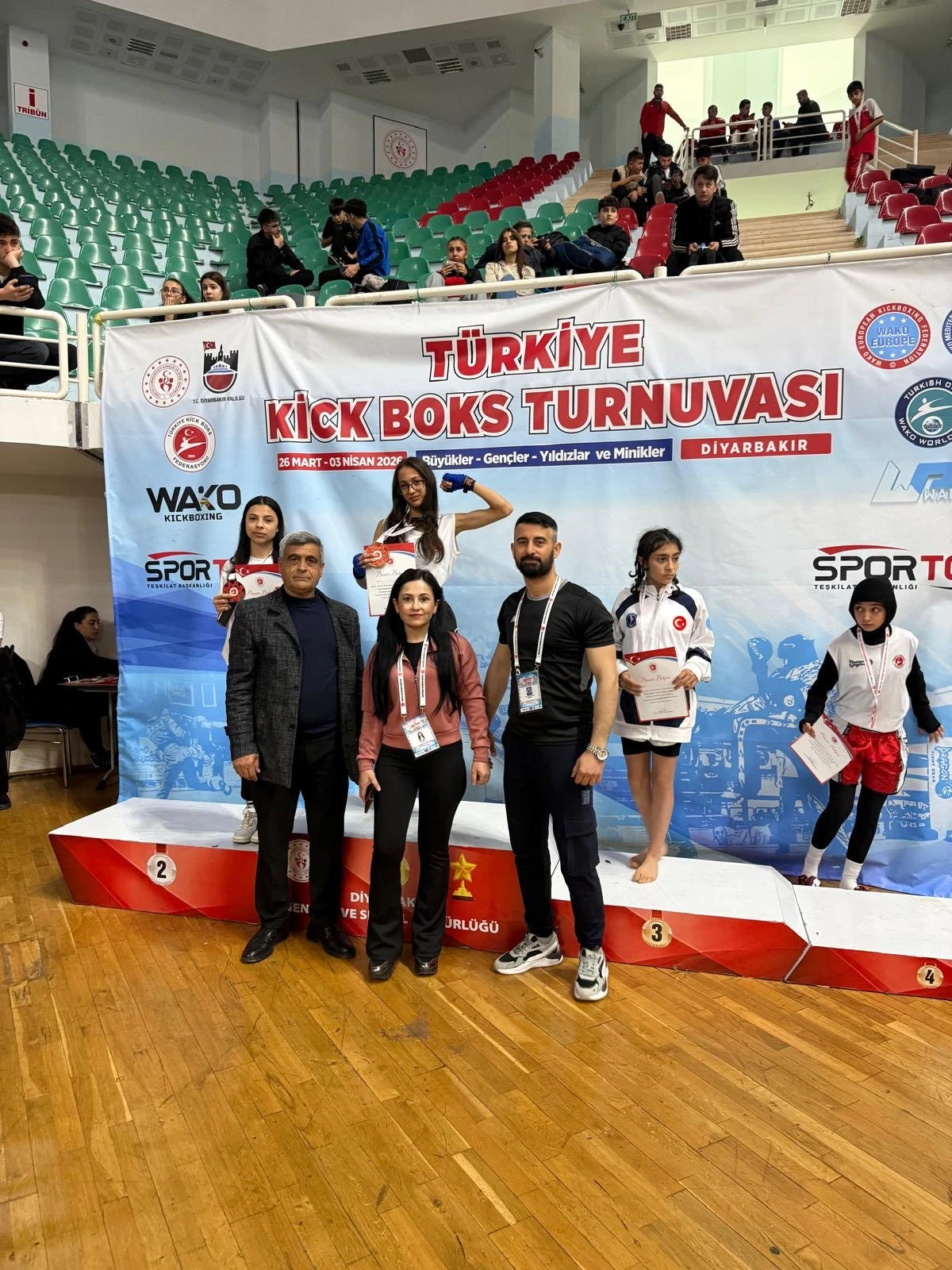 Adıyamanlı Kick Boks&ccedil;ulardan B&uuml;y&uuml;k Başarı