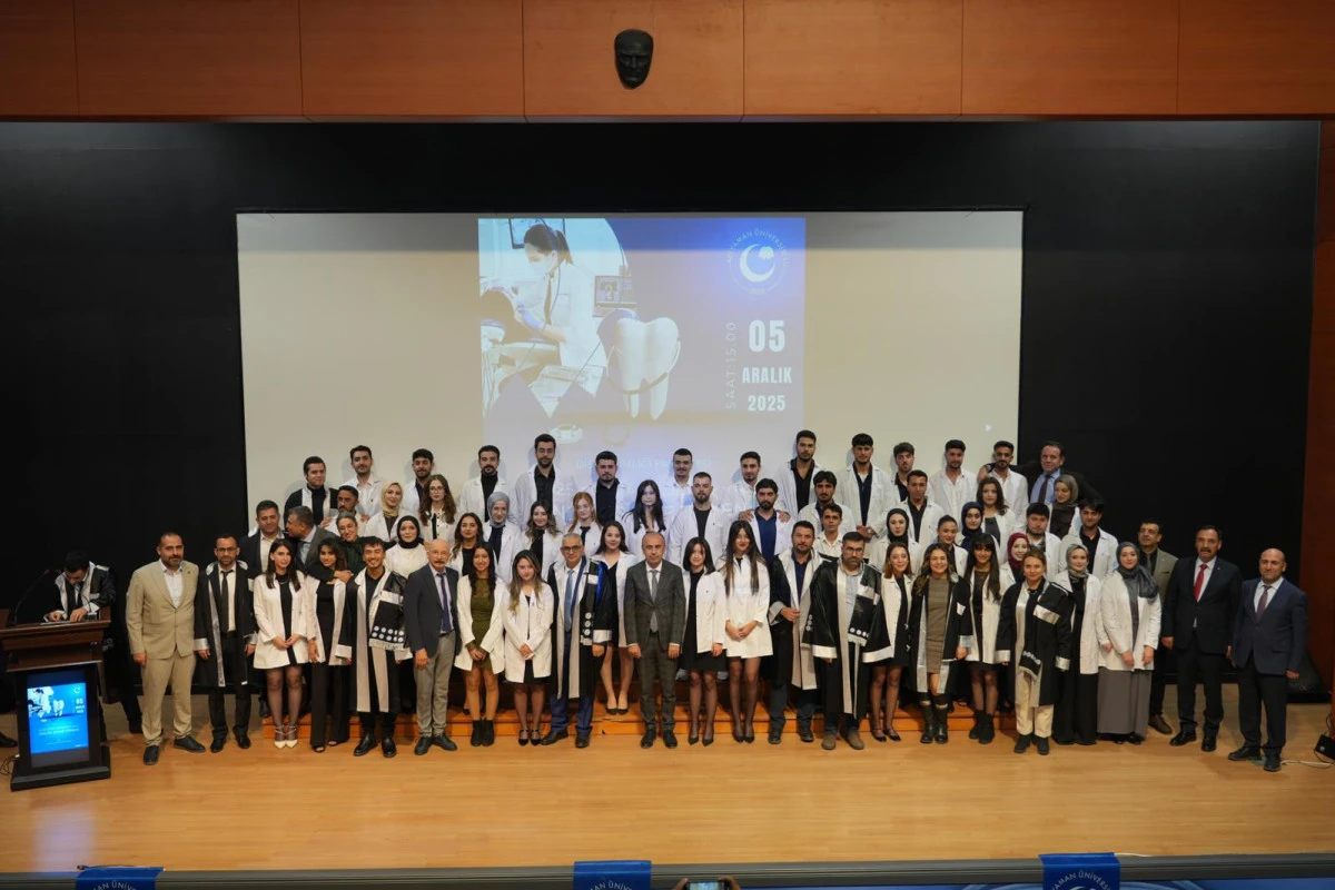 ADYÜ Diş Hekimliği Fakültesinde Beyaz Önlük Giyme Töreni Düzenlendi