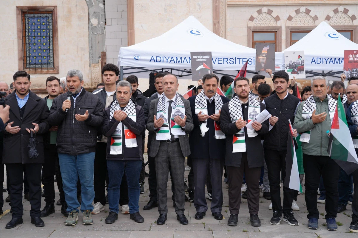 ADY&Uuml; &Ouml;ğrencilerinden Filistin&rsquo;e Destek A&ccedil;ıklaması