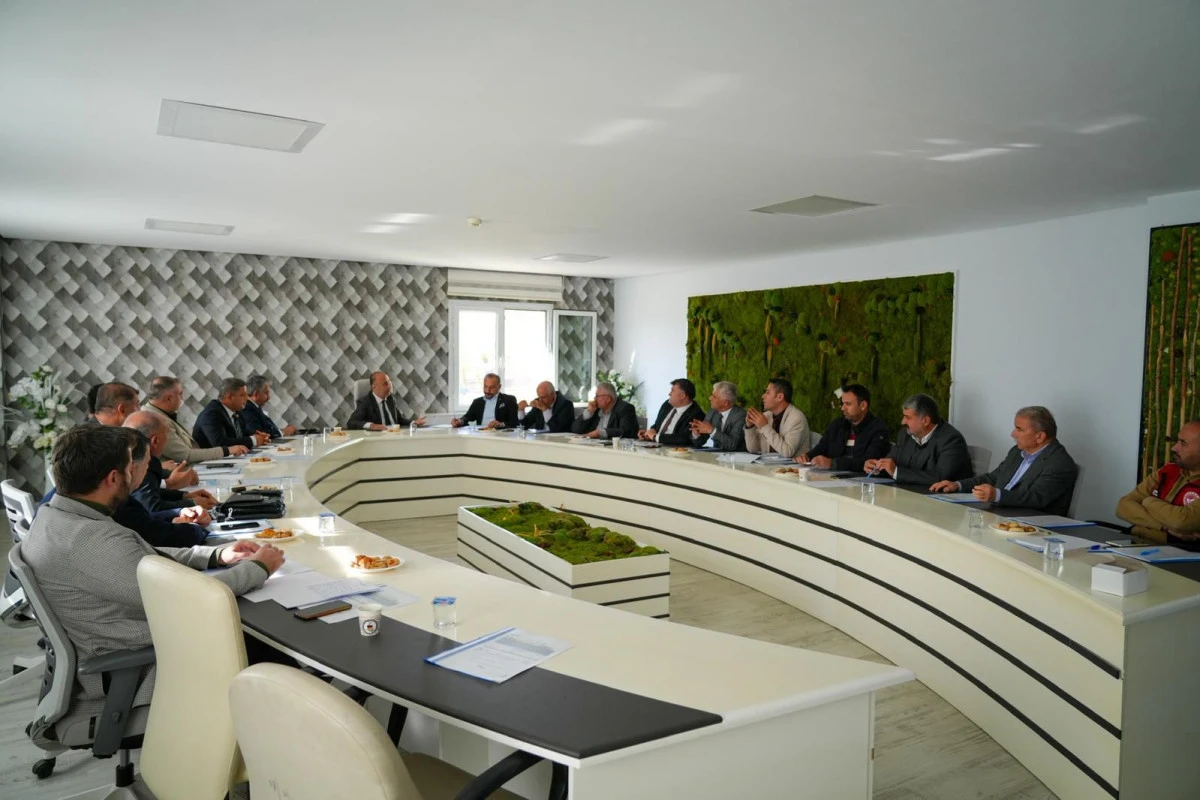 ADYÜ’de “Badem Eylem Planı” İçin Kritik Toplantı