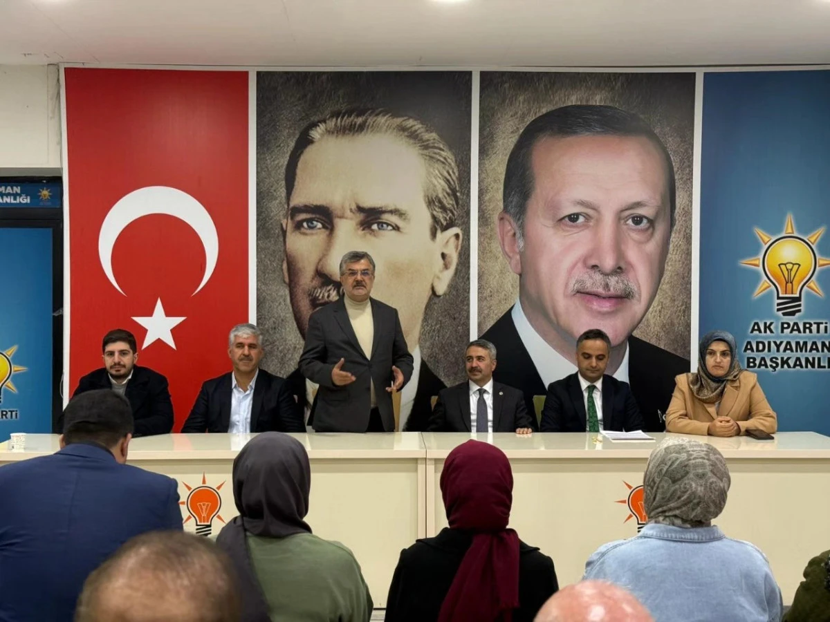 AK Parti Adıyaman Teşkilatı Haftalık Y&ouml;netim Kurulu Toplantısını Ger&ccedil;ekleştirdi
