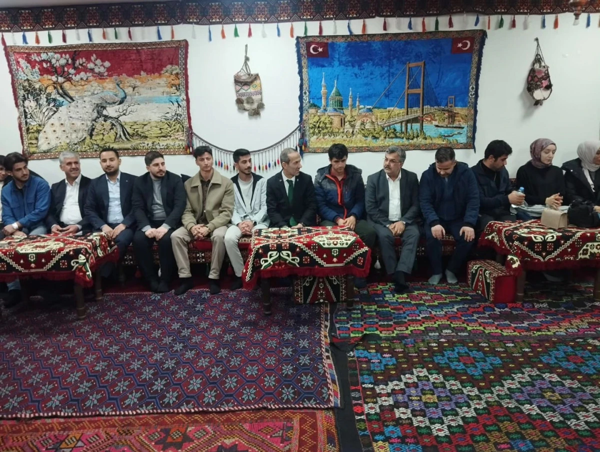 AK Parti, Adıyaman&rsquo;da Ramazan Coşkusunu Paylaştı