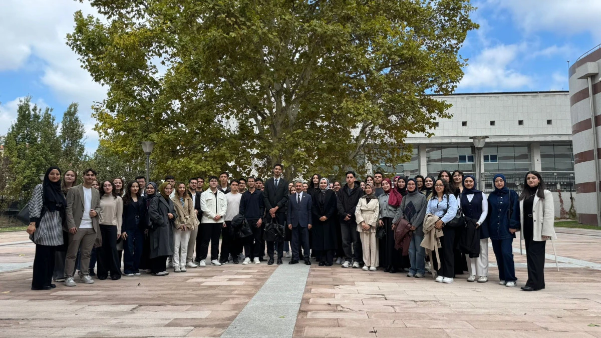 AK Parti Teşkilat Başkan Yardımcısı ve Adıyaman Milletvekili Mustafa ALKAYIŞ: “Sivil ve kuşatıcı bir anayasa, Türkiye’nin ortak iradesi ve beklentisidir.”