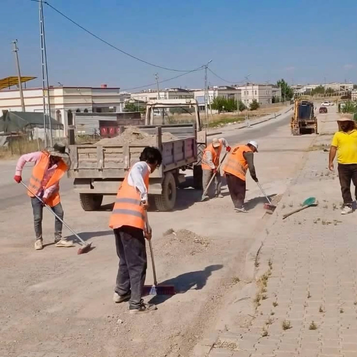 Altyapı ve Konut &Ccedil;alışmalarının Ardından Genel Temizlik Seferberliği Başlatıldı