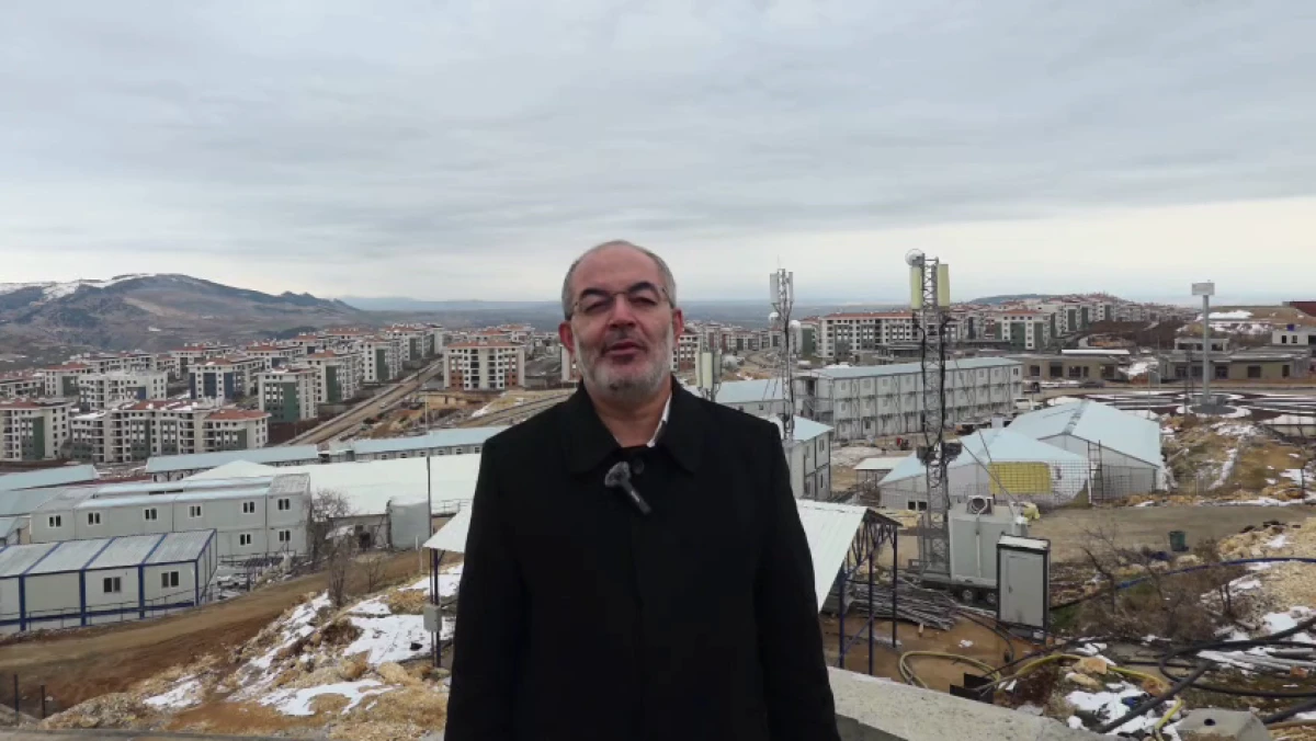 Başkan Yetiş&rsquo;ten Deprem Konutları İ&ccedil;in Aidat ve Eksik Uyarısı