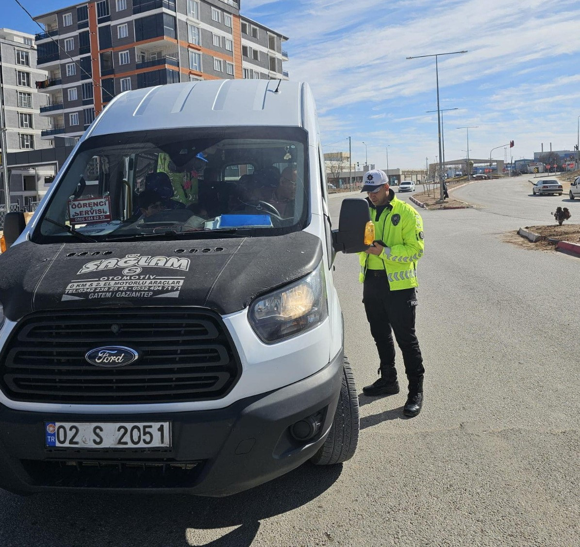 Besni’de Okul Servisleri Denetlendi