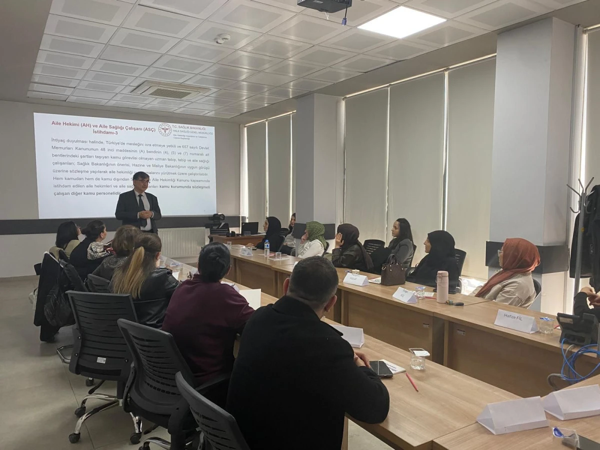 Birinci Basamak Sağlık Hizmetleri Temel Eğitimi D&uuml;zenlendi