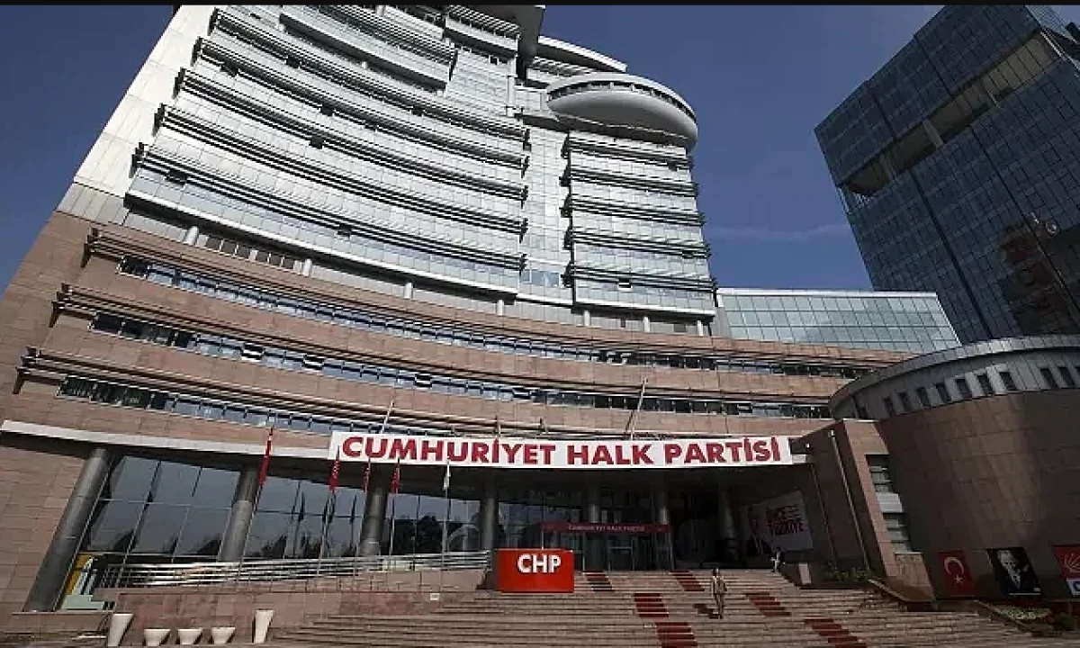 CHP İstanbul İl Kongresi’nin İptali Davası Ertelendi