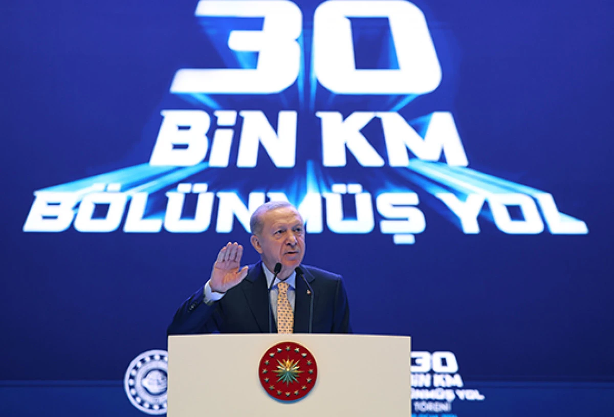 Cumhurbaşkanı Erdoğan: &Ccedil;iğ S&uuml;t İ&ccedil;mediyseniz Bu Karın Ağrısı Niye?