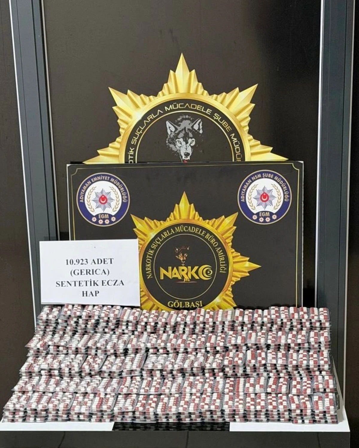 Emniyetten Hafta Boyunca B&uuml;y&uuml;k Operasyon: Uyuşturucuya Ge&ccedil;it Yok