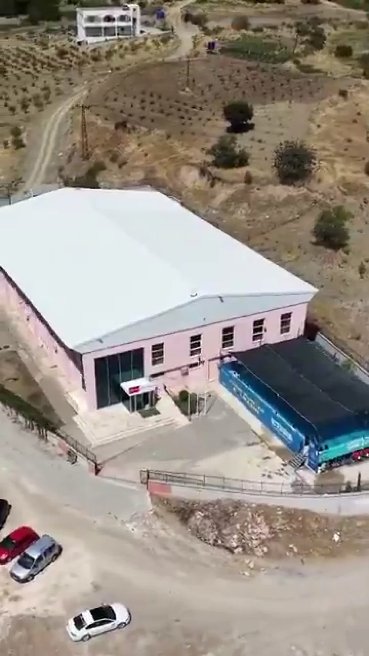 Gerger&rsquo;de &ldquo;Y&uuml;zme Bilmeyen Kalmasın&rdquo; Projesi T&uuml;m Hızıyla S&uuml;r&uuml;yor