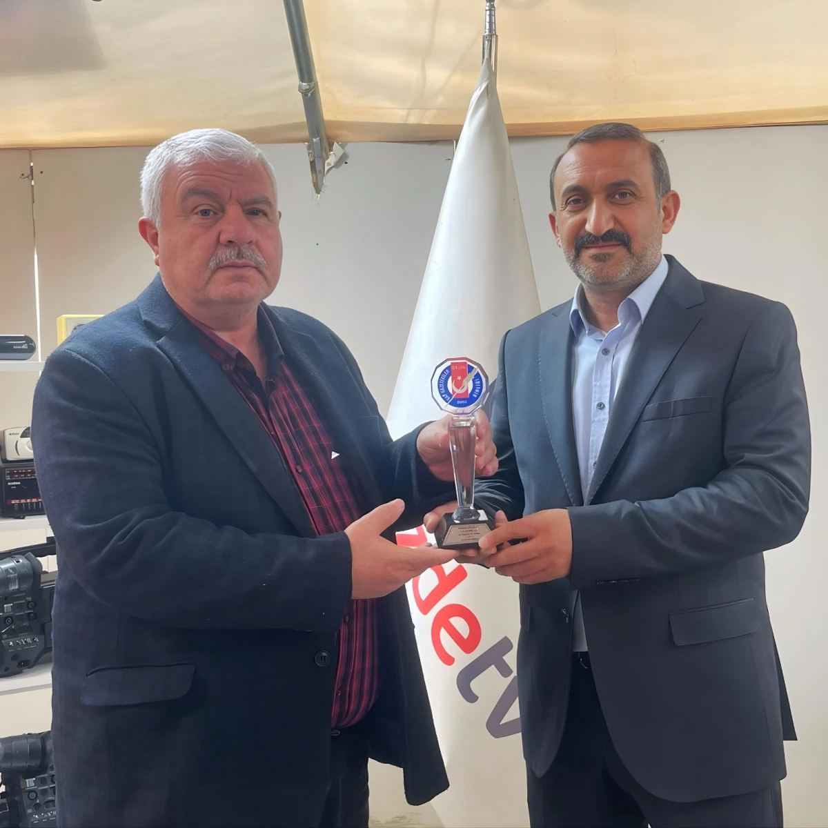 Gözde TV’ye 17. GAP Oscarları’ndan “Yılın En Başarılı Televizyonu” Ödülü