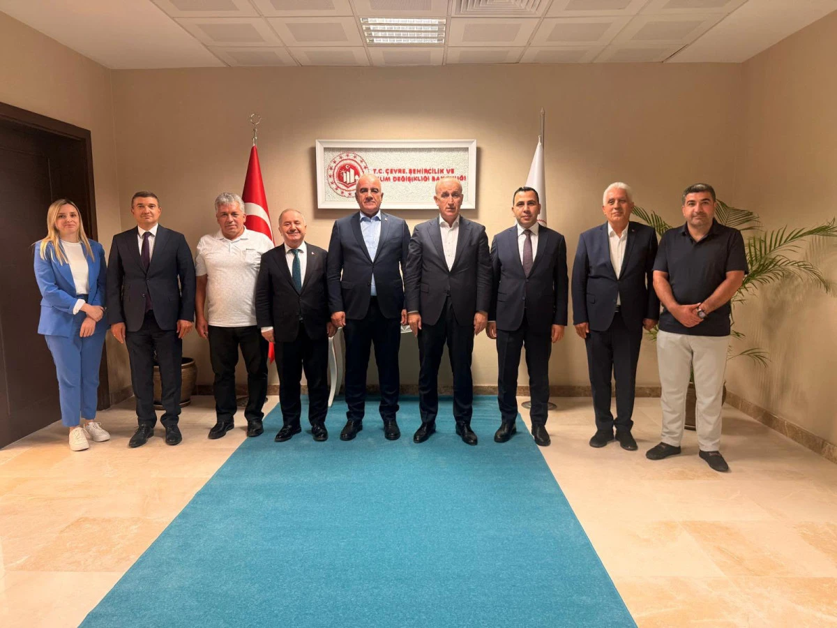 H&uuml;seyin &Ouml;zhan G&ouml;lbaşı Heyetiyle Birlikte Ankara'da Kritik Toplantıya Katıldı