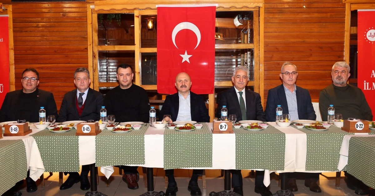 İl M&uuml;ft&uuml;s&uuml; Haliloğlu Onuruna Veda Yemeği