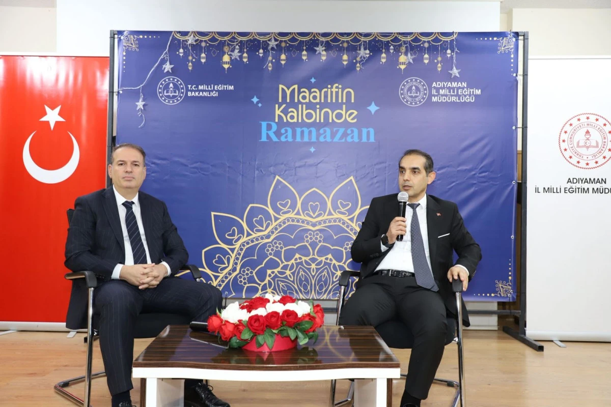 İl Sağlık M&uuml;d&uuml;r&uuml; Prof. Dr. Mehmet Şirik  &ldquo;Maarifin Kalbinde Ramazan&rdquo; Buluşmasına Katıldı