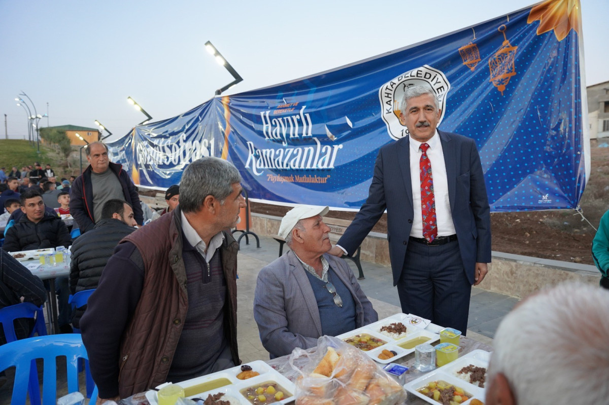 Kahta Belediyesi Gönül Sofrası'na yoğun ilgi   