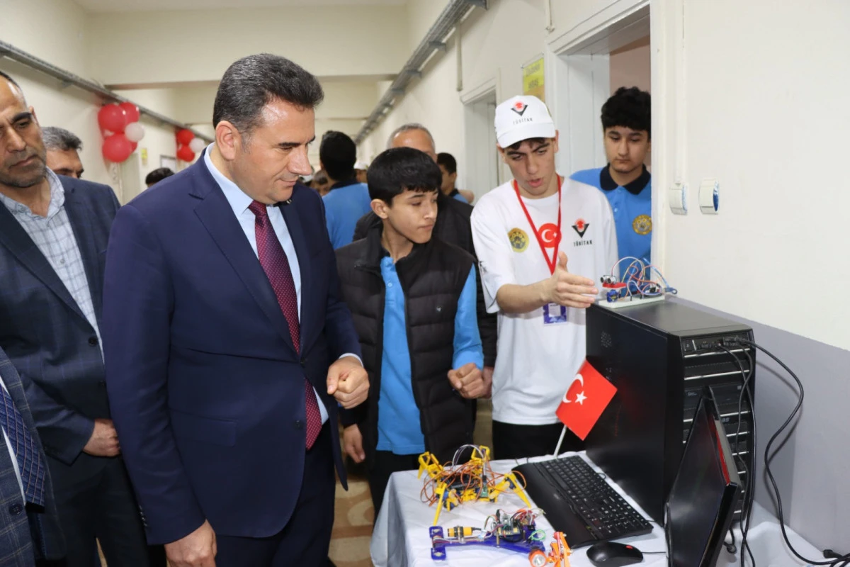 Kahta&rsquo;da Bilim Şenliği Coşkusu