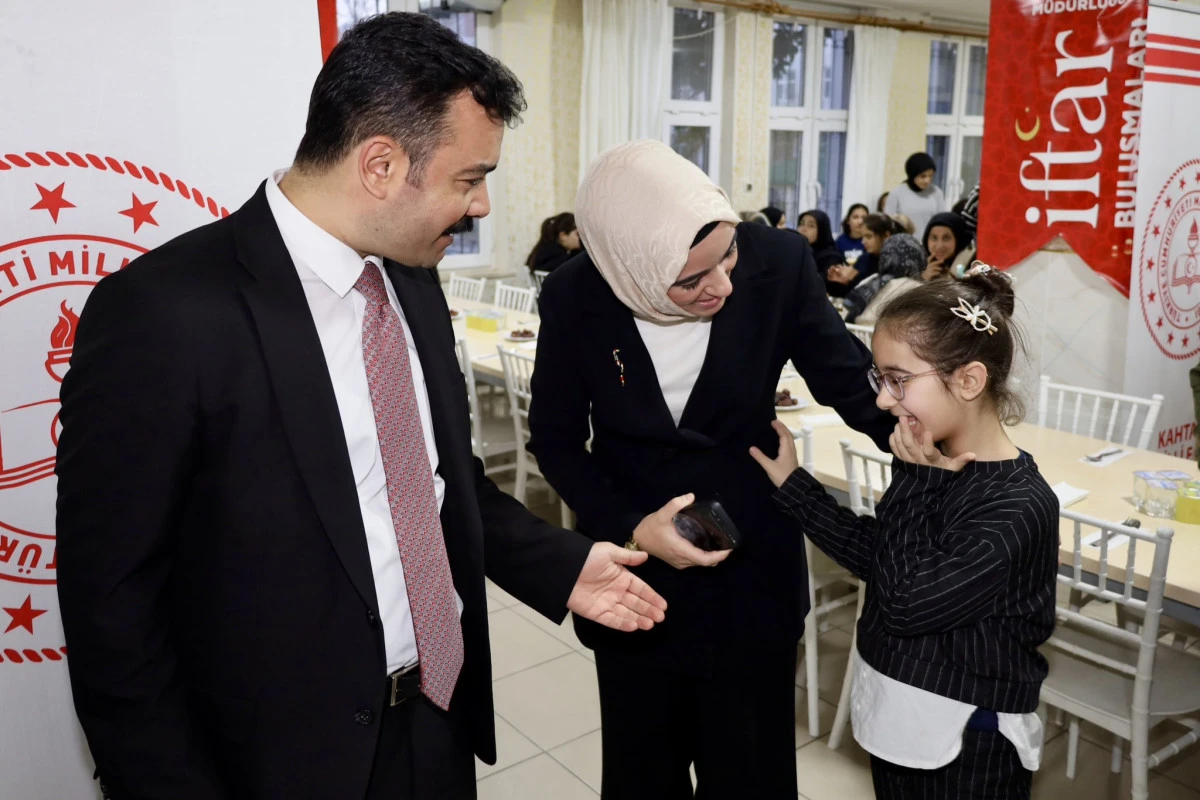 Kahta&rsquo;da &ldquo;Maarifin Kalbinde Ramazan&rdquo; İftar Buluşması