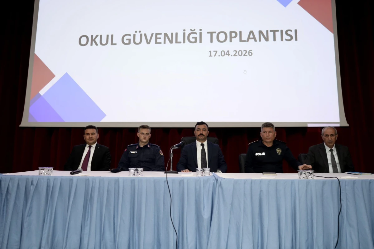 Kahta&rsquo;da Okul G&uuml;venliği Toplantısı Ger&ccedil;ekleştirildi