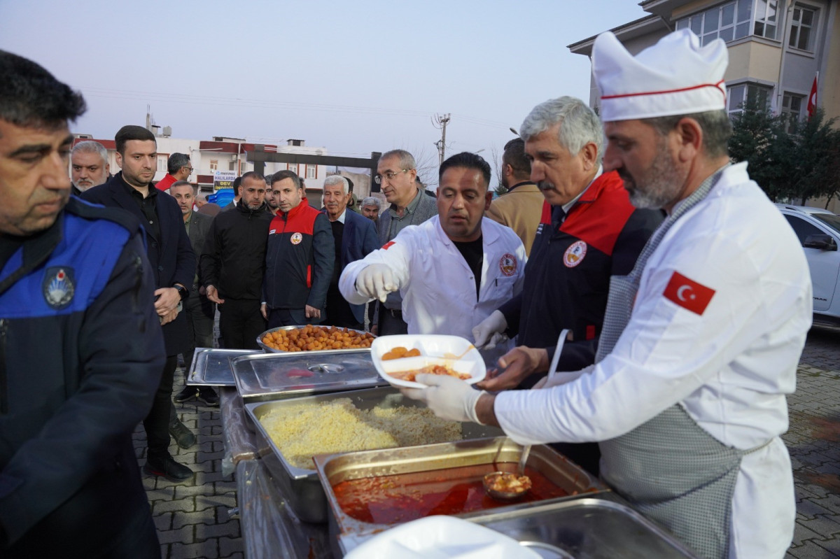 Kahta'da vatandaşlar gönül sofrasında buluştu