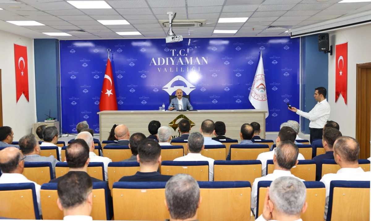 Kamu Personellerinin Konteyner Ve Prefabriklerden Tahliye Planı Görüşüldü   