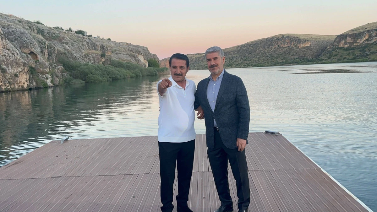Latif Doğan, Besni&rsquo;de Kızılin Merinos İskelesi&rsquo;nde Klip &Ccedil;ekti
