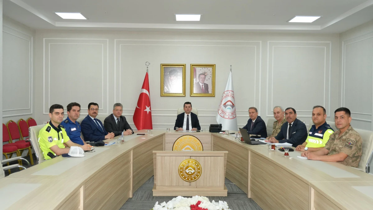 LGS &Ouml;ncesi Adıyaman&rsquo;da G&uuml;venlik ve Koordinasyon Toplantısı Yapıldı