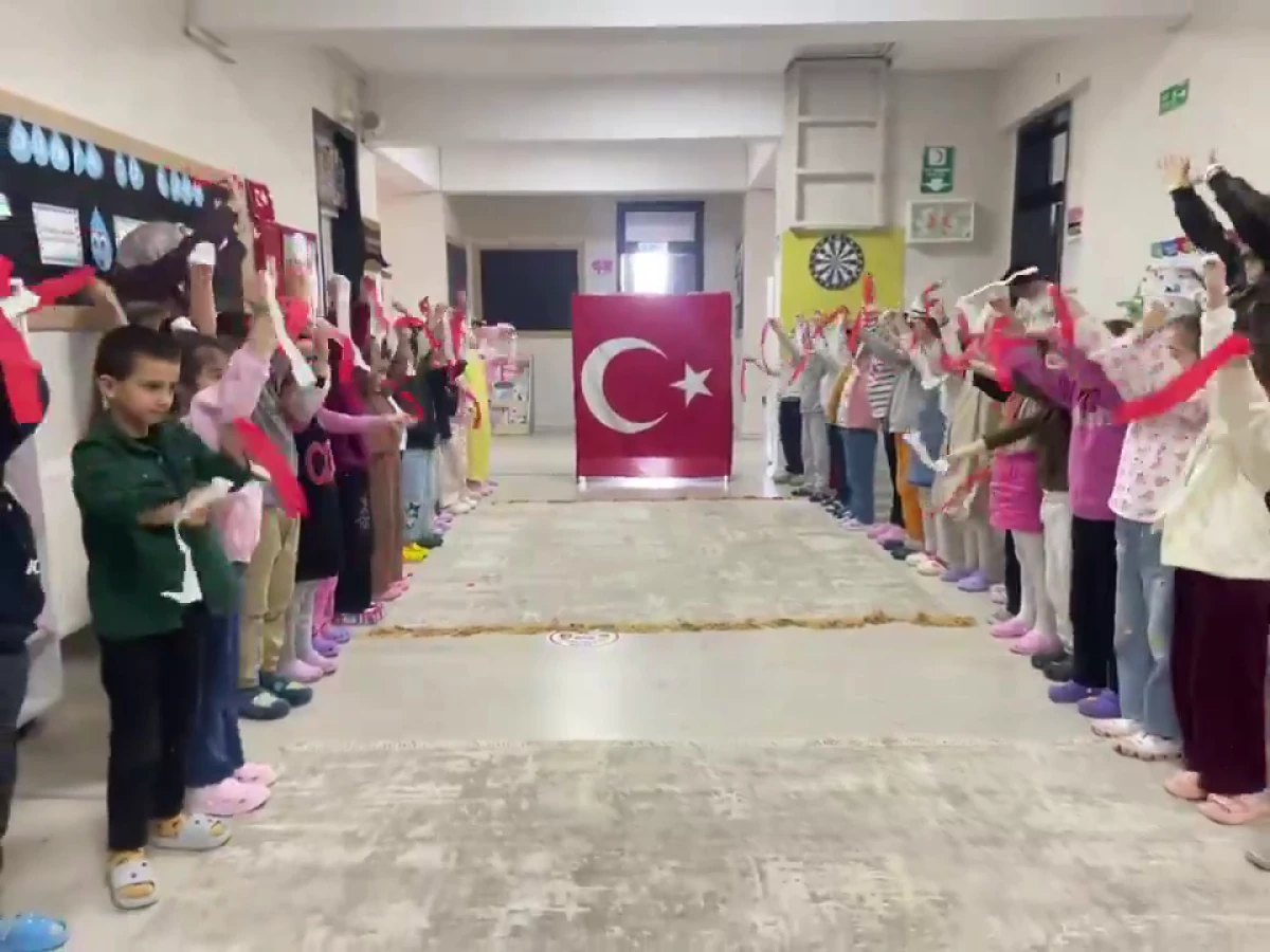 Maarifin Kalbinde &Ccedil;ocuk Etkinlikleri Renkli G&ouml;r&uuml;nt&uuml;lere Sahne Oldu