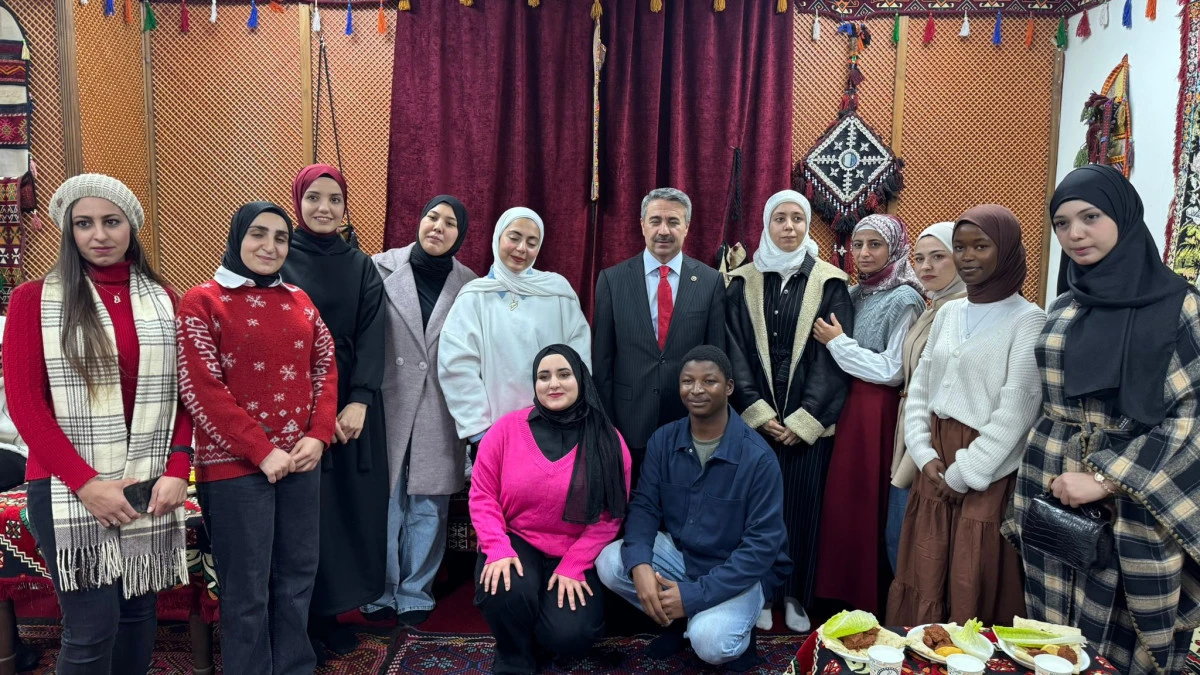  Milletvekili Av. Mustafa Alkayış&rsquo;tan &Uuml;niversiteli Gen&ccedil;lere Net Mesaj: Siyaset Sorumluluktur