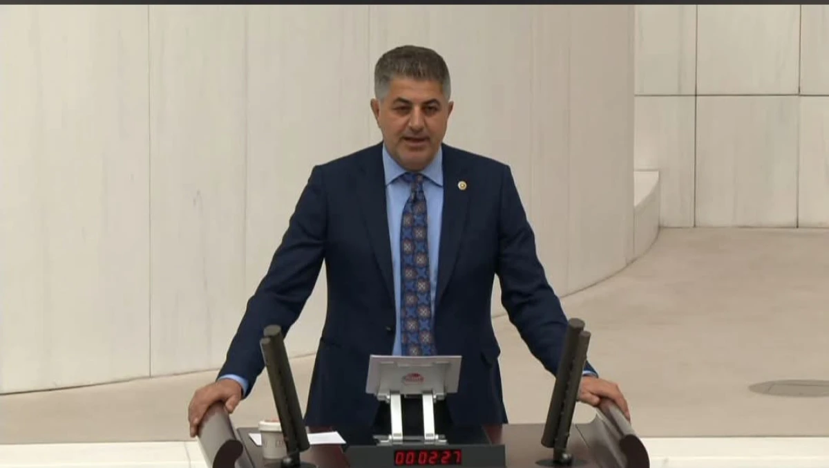 Milletvekili İshak Şan, sosyal medya &uuml;zerinden Adıyamanlı siyasileri karşı karşıya getirmeyi ama&ccedil;layan sahte hesapların oyunlarına sert tepki g&ouml;sterdi.