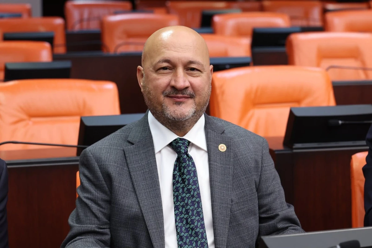 Milletvekili Kurt, G&uuml;neydoğu&rsquo;nun En Beğenilen Milletvekilleri Listesinde 