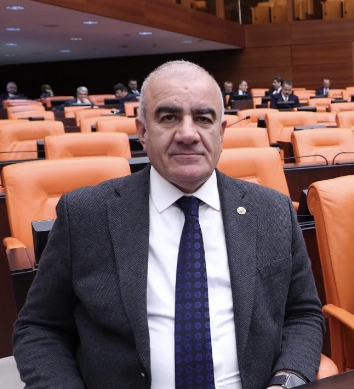 Milletvekili  &Ouml;zhan: Ekiplerimiz B&uuml;y&uuml;k &Ouml;zveriyle &Ccedil;alışıyor