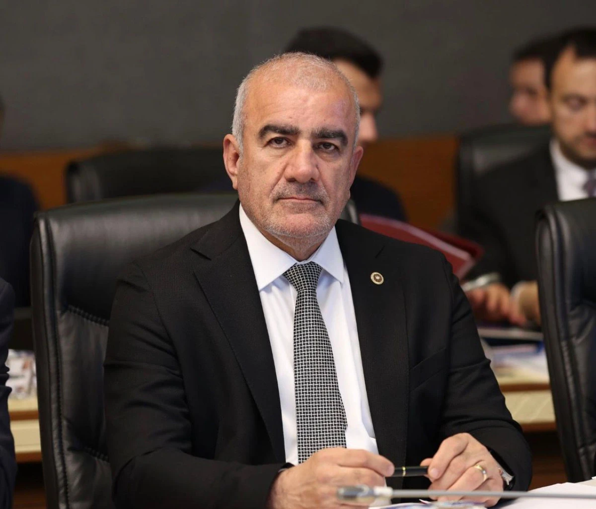 Milletvekili &Ouml;zhan'dan Yeni Bakan Yardımcılarına "Hayırlı Olsun" Mesajı