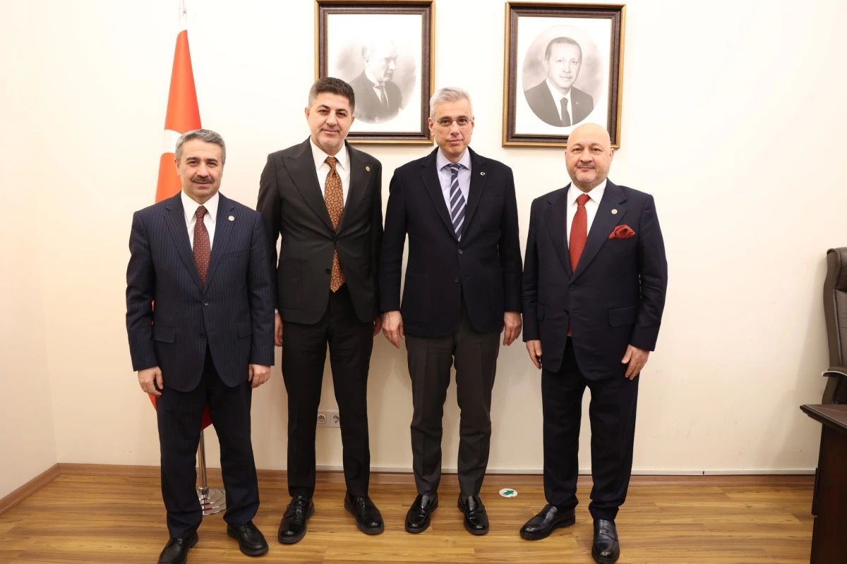 Milletvekilleri Sağlık Bakanı ile Kapsamlı G&ouml;r&uuml;şme Yaptı