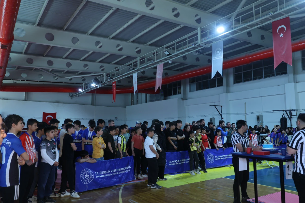 Okullar Arası Yıldızlar Bilek G&uuml;reşi İl Finalleri Adıyaman&rsquo;da Ger&ccedil;ekleşti