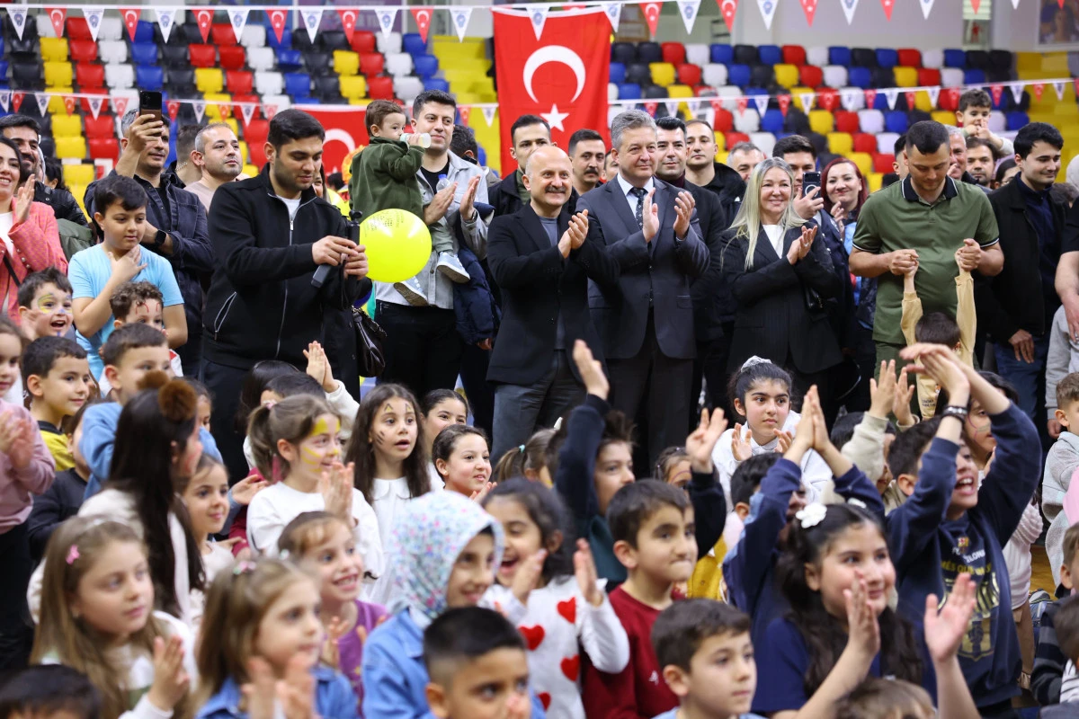 Polis Haftası Kapsamında &Ccedil;ocuk Şenliği D&uuml;zenlendi