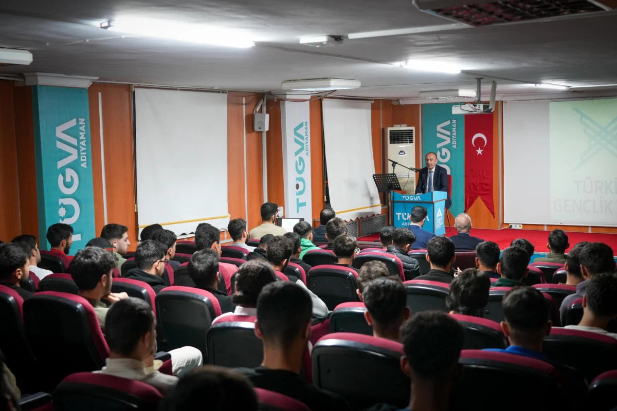 Rektör Keleş, TÜGVA Adıyaman Yurdu’nda Gençlerle Buluştu