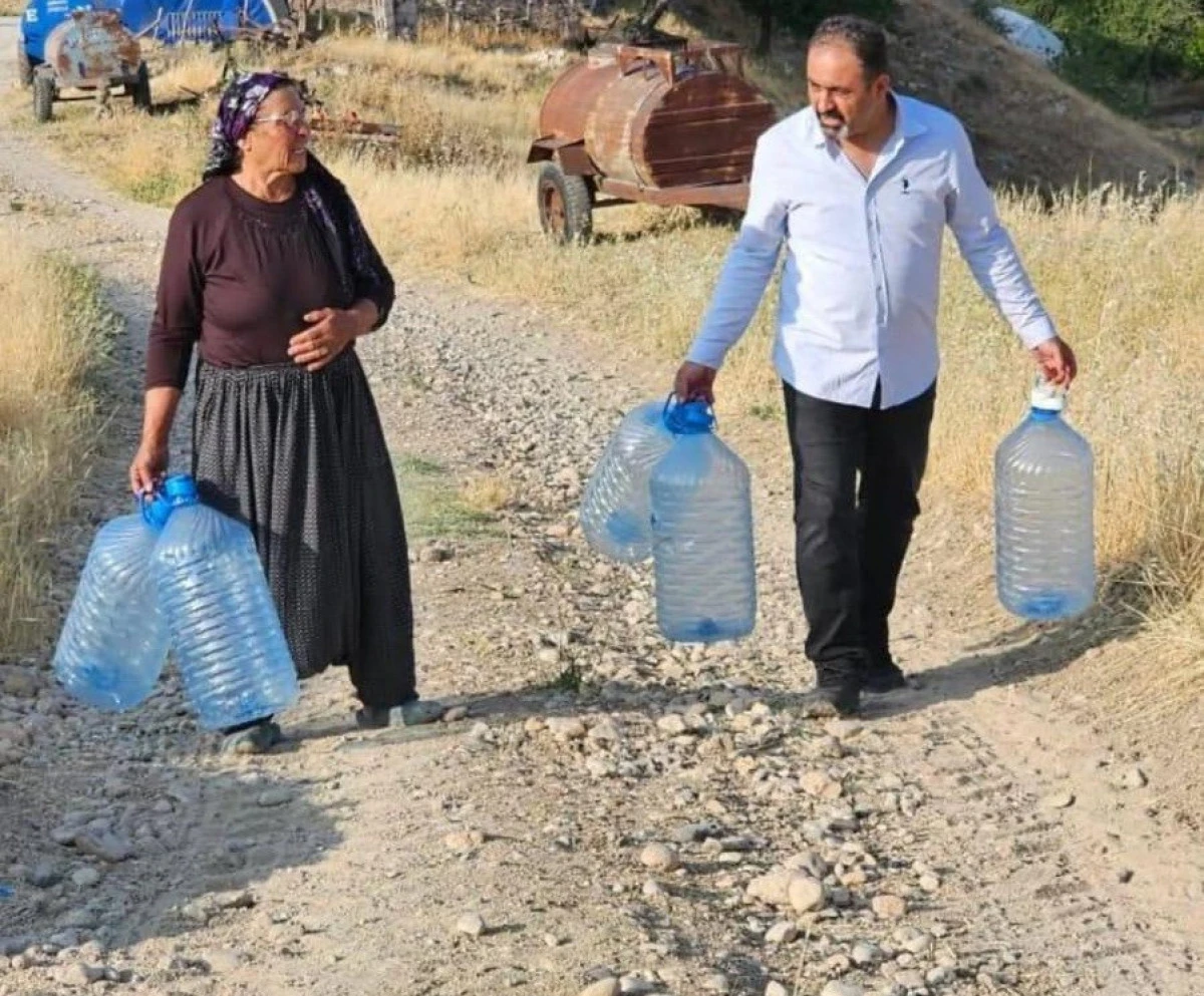 Suları Akmayan Köylüler Çözüm Talebi  