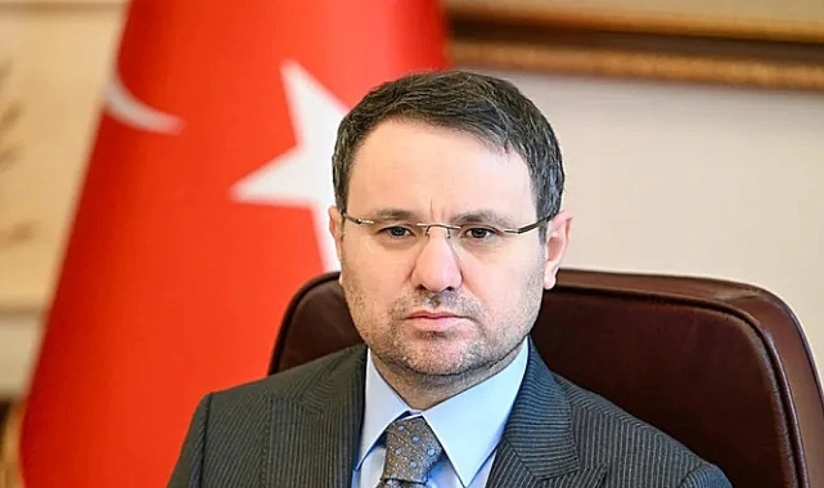 Ter&ouml;r, Futbol, Yasa Dışı Bahis ve Sosyal Medya D&uuml;zenlemesi Masada