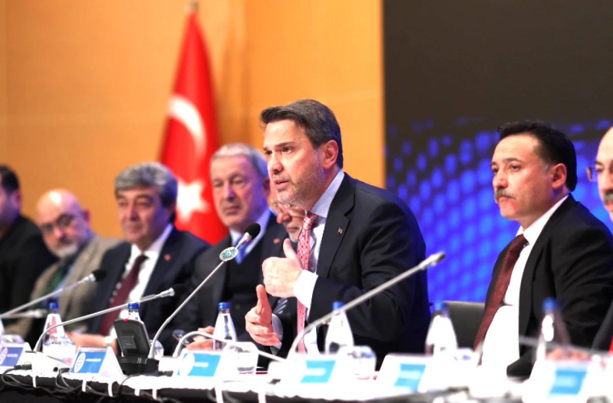 T&uuml;rkiye'nin Uzun D&ouml;nemli Yeni Enerji Mimarisi &Uuml;zerinde &Ccedil;alışıyoruz