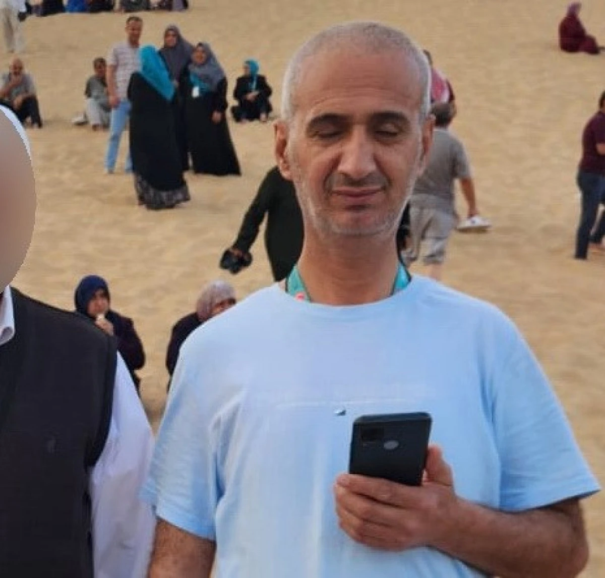 Ünlü Sanatçının Oğlu Parkta Ölü Bulundu 