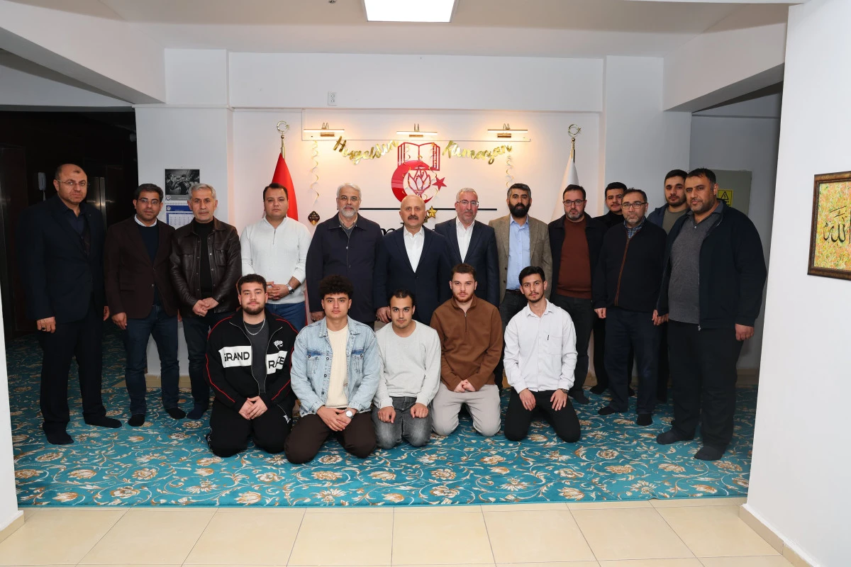 Vali Osman Varol, Gen&ccedil;lerle G&ouml;n&uuml;l Sofrasında Buluştu